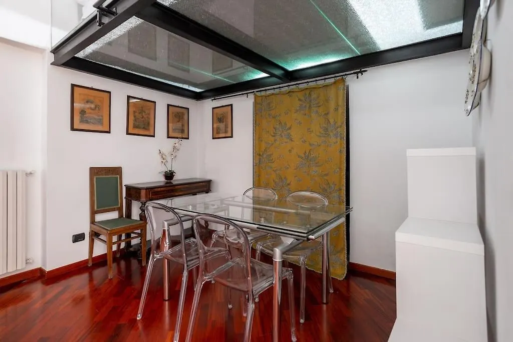 De Amicis' Nest - City Center Milan 0*,  Italie