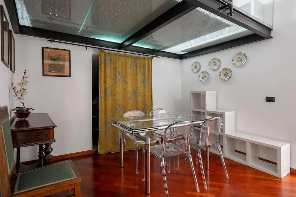 Apartment De Amicis' Nest - City Center Milan