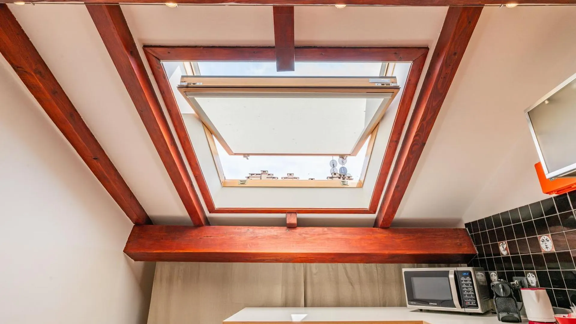 De Amicis' Nest - City Center Milan Apartment