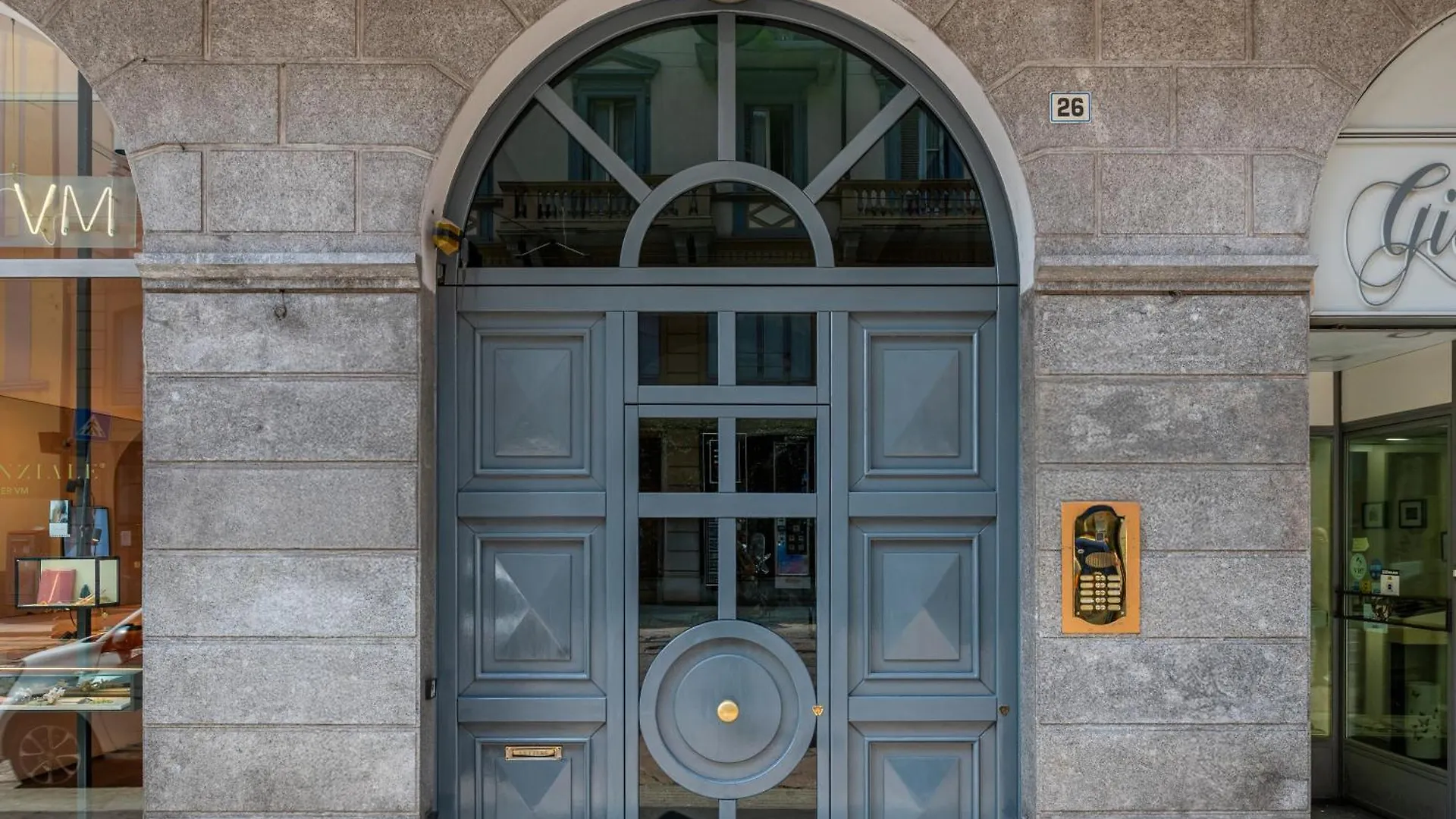 De Amicis' Nest - City Center Milan Apartment